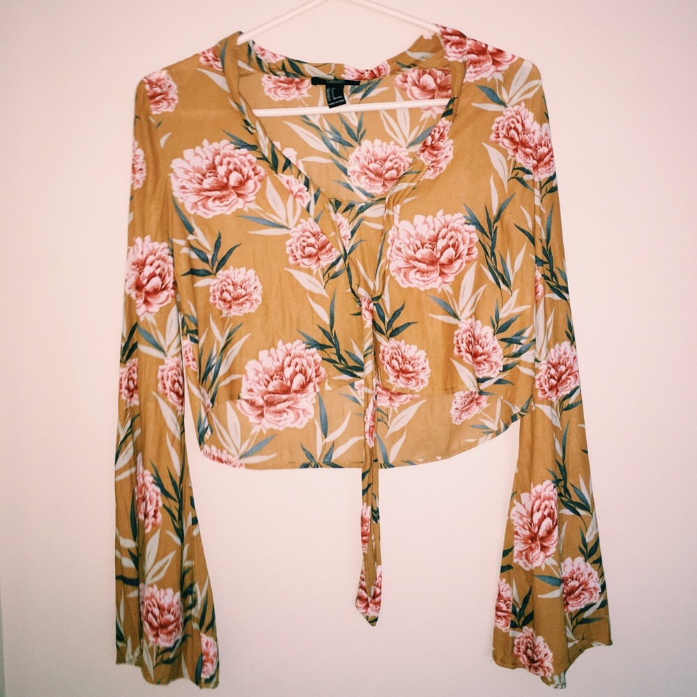 Forever 21 cropped blouse